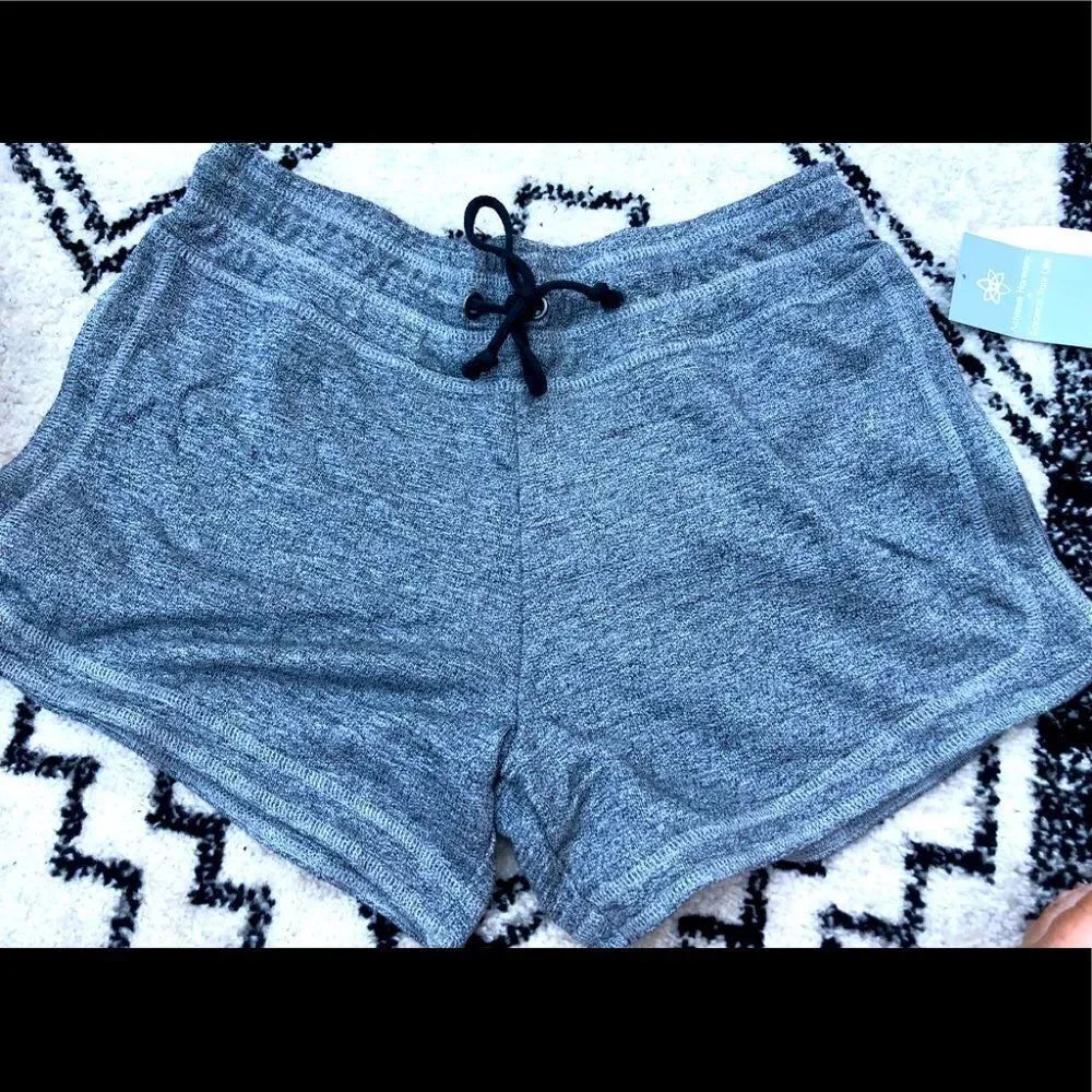 🔥🔥NWT HARMONY BALANCE Grey soft drawstring shorts size medium